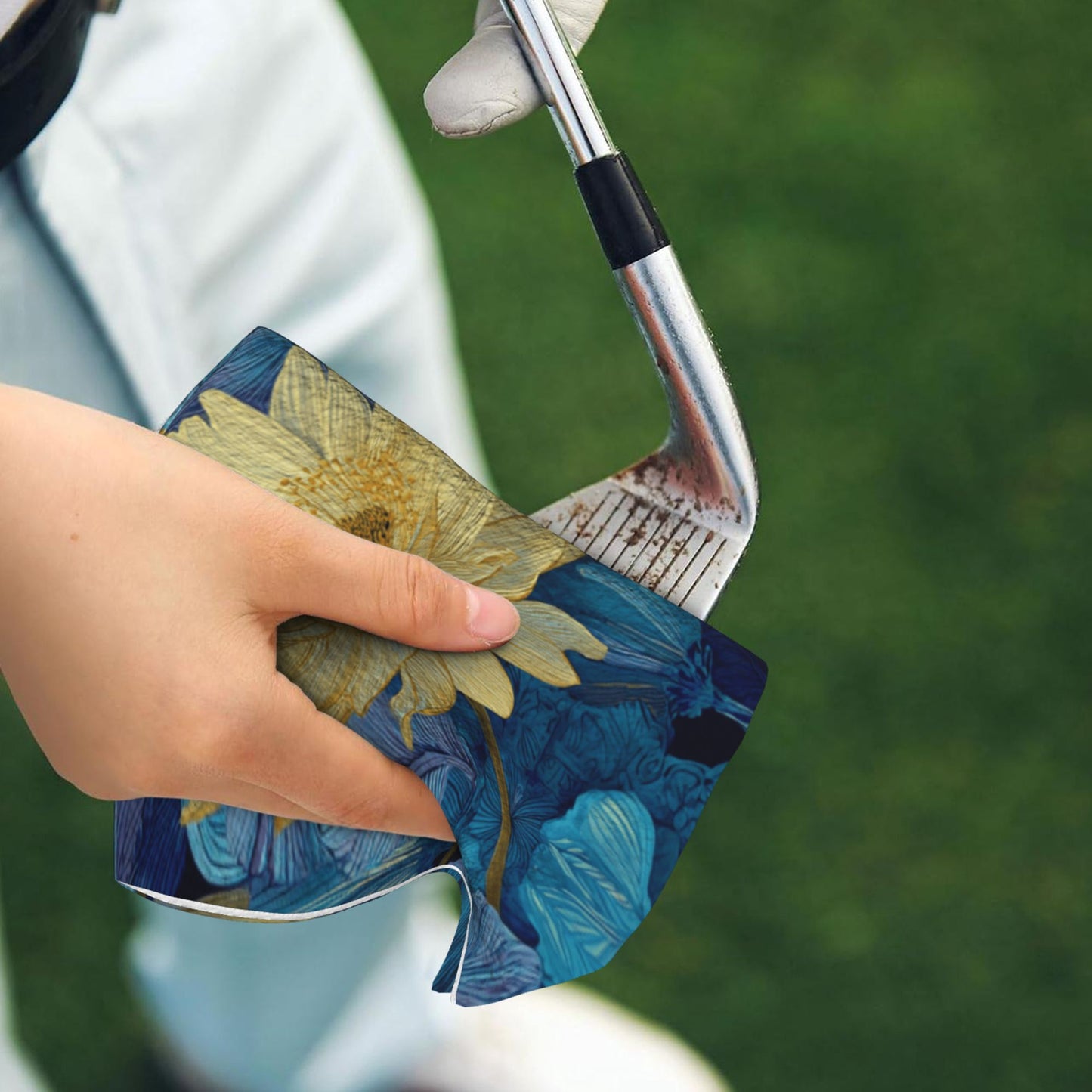 Floral Golf Towel with Hook | Blue & Gold Blossom Print | Microfiber Quick-Dry Sports Towel 41x61cm